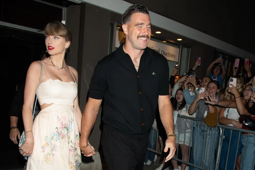 Taylor Swift and Travis Kelce seen leaving Karen Elson wedding on September 7, 2024, in New York. | Source: Getty Images

